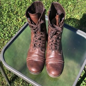 SO Kohl’s Boots
